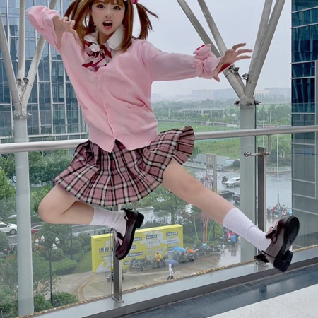 小柔 小柔seeuタイムライン | 好きでつながるバーチャルワールドYay!（イェイ）