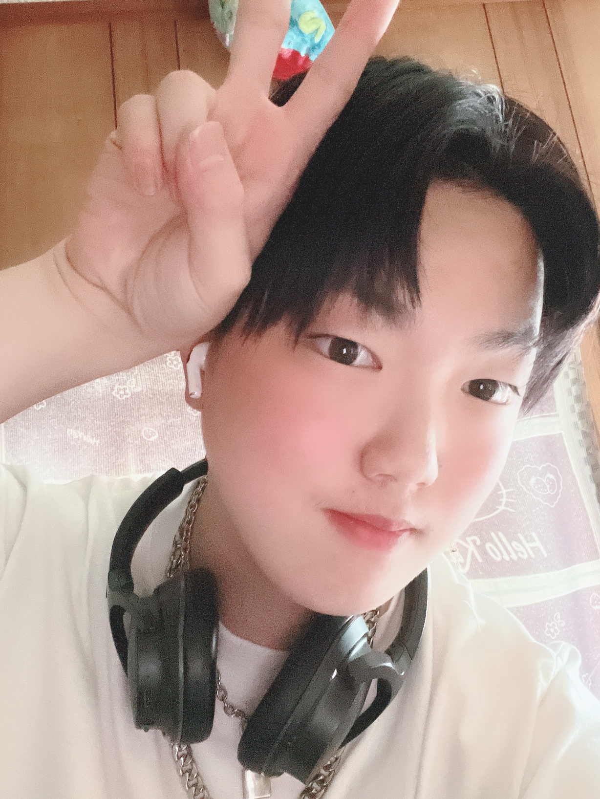 イケメン 中学生 自撮り 自撮り男子タイムライン | 好きでつながるバーチャルワールドYay!（イェイ）