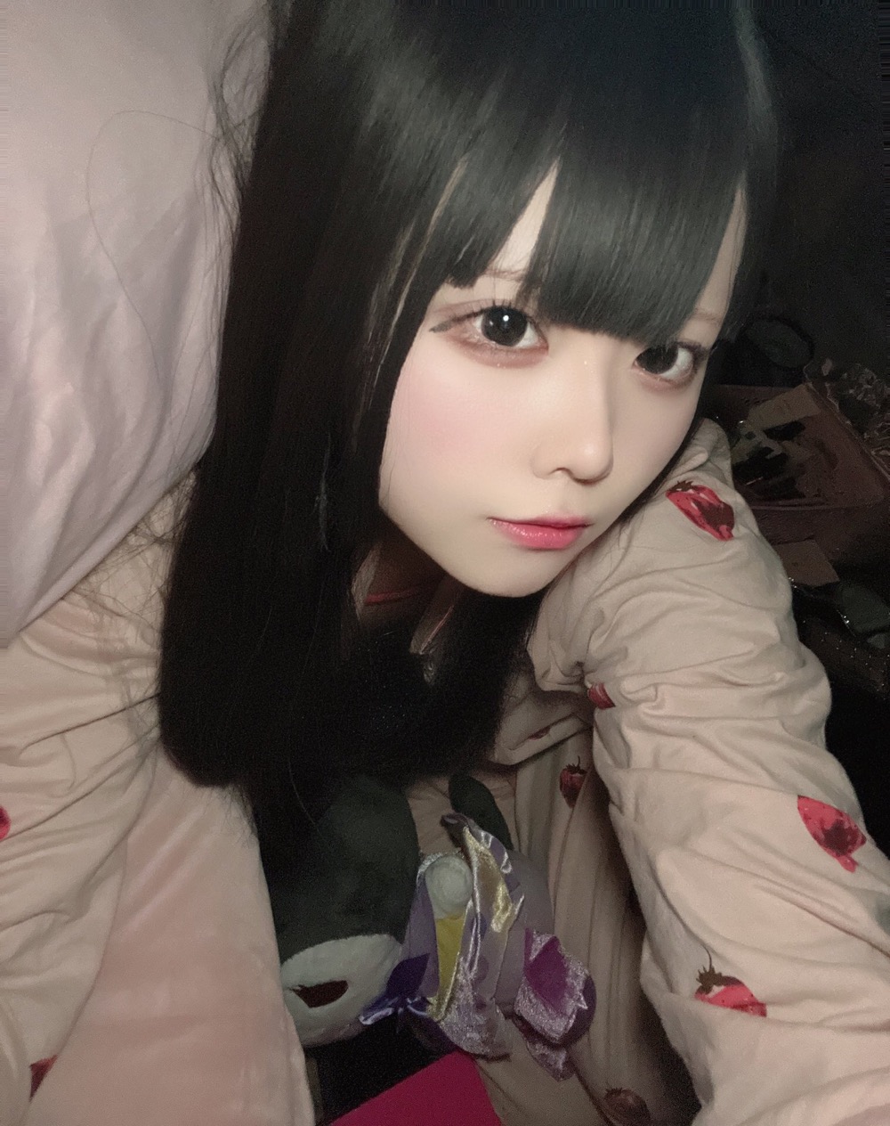 自撮り　裏垢 ひにゃ | 好きでつながるバーチャルワールドYay!（イェイ）